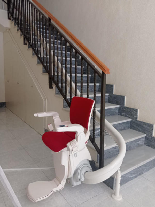 Silla Salvaescalera patio Madrid