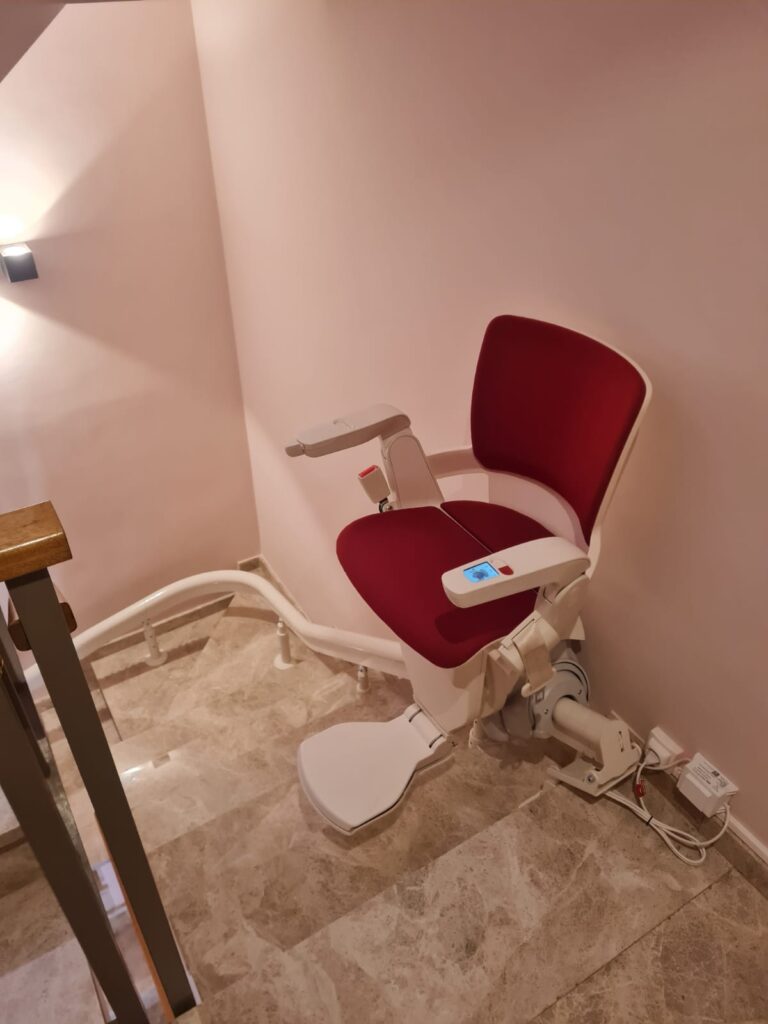 Silla salvaescaleras en Arroyomolinos, Madrid 7 salvaescaleras_Arroyomolinos